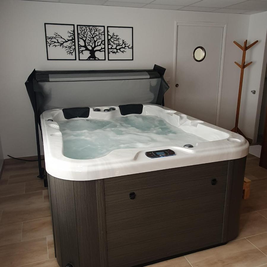 Ty Keluen Hotel Guern Bagian luar foto